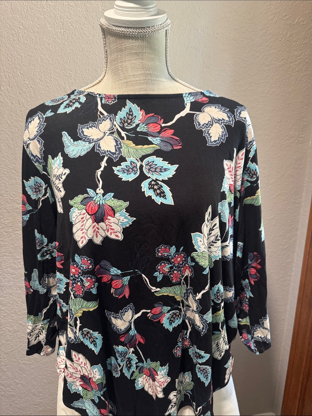 Philosophy Women’s Black Floral  Women's Top 1X